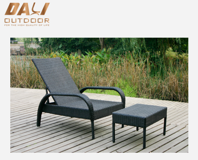 Entworfener Outdoor-Loungesessel aus Korbgeflecht und Rattan